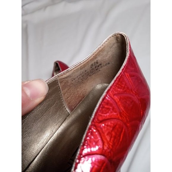 BELLINI Size 6 Medium Leather Upper Red Embosses Pointed Toe 3" Heels - Picture 4 of 11
